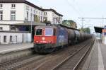 421 396 mit Kesselwagen fhrt von Hamburg kommend durch Ludwigslust.