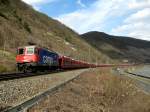 Am sonnigen 28.03.2008 beglckte mich 421 386 mit einem Neuwagenzug bei Boppard mit Fahrtrichtung Sden.