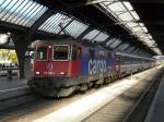 SBB cargo - 421 386-4 vor Schnellzug im Hauptbahnhof von Zrich am 07.05.2009