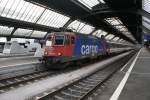 Re 421 381-5 steht am 13.7.09 mit dem EC 191 Zrich - Mnchen  abfahrtsbereit in Zrich Hauptbahnhof.