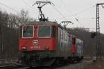 Nachschuss auf SBB Cargo 421 374-0 am 26.2.11 in Duisburg-Neudorf.