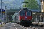 421 393-0 mit einem Gterzug Richtung Troisdorf bei der Durchfahrt in Knigswinter, 21.4.11