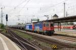 421 389-8 & 482 029-6 (kalt) der SBB Cargo Deutschland mit einem Benzinkesselzug in Bremen.