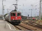 421 375-7 bei der durchfahrt durch Stralsund Huf.