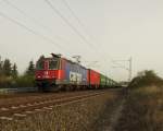 Containerzug mit 421 372 auf dem Weg nach Hof.