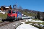 JAHRESRÜCKBLICK 2015  von Walter Ruetsch  FEBRUAR  SOB: Voralpenexpress mit der SBB Re 421 384-9 bei Steinerberg am 26.