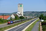 Einen langen Leerzug, bestehend aus offenen Cobelfret-Autotransportwagen, beförderte am 19.