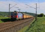 421 375-7 mit geschlossenen ARS-Autotransportwagen in Fahrtrichtung Norden.