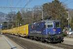 Die Re 421 371-6 mit einem Postzug bei Solothurn-West am 10.