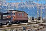 425 175-7 fährt mit einem leeren Autozug in Buchs SG ein.