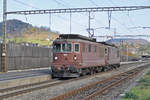 Doppeltraktion, mit den BLS Loks 425 195 und 425 186, durchfahren den Bahnhof Gelterkinden.