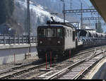 BLS - Re 4/4 195 mit Autozug im Bahnhofsareal von Goppenstein am 28.20.2021