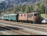 BLS - Re 4/4  184 mit Steuerwagen in Kandersteg am 30.04.2023