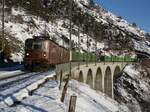 Zwei BLS-Re 4/4 (172 an der Spitze) überqueren am 18.