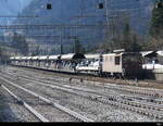 BLS - Re 4/4  170 am Schluss Schiebend beim verlassen des Bahnhofs in Kandersteg am 17.02.2024