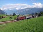 Berner Oberland 2007 - Die BLS Re 4/4 162  Court  steht am 03.08.2007 als Traktion dem  BLS Golden-Pass-Panoramic  zur Verfgung.