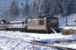 BLS Re 4/4 164 in Kandersteg, am 15.12.07.