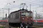 Re 4/4 der BLS mit der Betriebsnummer 170 am Badischen Bahnhof in Basel.