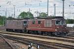 Zwei Re 425 179 und 183 am Badischen Bahnhof in Basel.