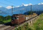 Re 425 177 mit einem Bauzug am 01.09.2010 bei Einigen.