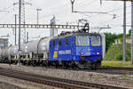 Re 430 112-3, ex Crossrail 430 112  Zita , durchfährt den Bahnhof Pratteln.