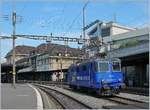 In Lausanne wartet die WRS Re 4/4 III 115 (Re 430 115) auf die Weiterfahrt Richtung Wallis.