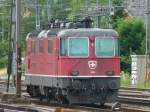 SBB - Re 4/4 11366 abgestellt im Bahnhofsareal von Biel/Bienne am 07.06.2009