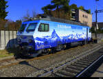 EDG - Lok  91 85 4 446 018-4 abgestellt im Bahnhofsareal in Rheinfelden am 06.03.2022