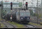 EDG - 185 097-3 + 185 112-0 mit Güterzug unterwegs im Bahnhofsareal des Bahnhof Basel Bad.