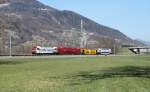 Ersatz fr NPZ 560(Modernisierung)ZVV Dosto Ziegelbrcke-Chur bei Igis.Der Zug hat brigens auf beiden Seiten jeweils eine andere Farbgebung.27.03.12     