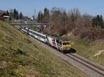 Die Re 456 093 mit einem Voralpenexpress nach St.