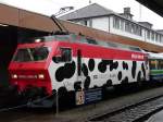 SOB - E-Lok Re 4/4  456 094-2 mit Vollwerbung im Bahnhof von Herisau am 11.11.2007