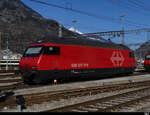 SBB - Lok 460 020-1 im Bahnhofsareal in Brig am 28.02.2021