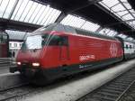 SBB - Einfahrende  460 006-0 * Lavaux * im Bahnhof von Zrich am 04.01.2008