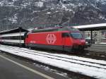 SBB Re 460 084-7 steht am 6.1.05 in Brig.