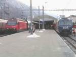 Normalspur und Schmalspur,SBB BR460 und RhB Nr.652,eintrchtig nebeneinander am 29.12.04 in Chur