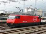 SBB - 460 085-4 im Bahnhof Biel am 11.03.2010