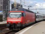 SBB - 460 106-8 bei der einfahrt im HB Zürich am 21.09.2014