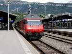 SBB - 460 053-2 mit IC im Bahnhof Brig am 21.06.2015