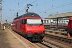 Am 04.10.2014 setzte SBB Re 460 045-8  Rigi  in Basel Bad Bf von Gleis 3 in Richtung Gleis 2 und weiter auf ein Abstellgleis um.