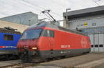 Re 460 116-7 steht beim Lok Depot hinter dem Bahnhof SBB.