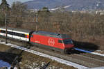 Re 460 088-8 hat den Bahnhof Kaiseraugst durchfahren und fährt Richtung Bahnhof Rheinfelden.