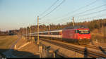 Re 460 056 mit EW-IV-Pendel als IC 61 Basel SBB - Interlaken Ost am 25.