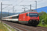 Re 460 104-3 fährt Richtung Bahnhof Itingen.