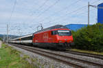 Re 460 106-8 fährt Richtung Bahnhof Itingen.