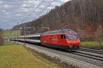 Re 460 009-4 fährt Richtung Bahnhof Gelterkinden.