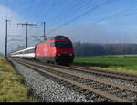 SBB - 460 064-9 mit IR unterwegs bei Lyssach am 31.10.2021