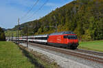 Re 460 070-6 fährt Richtung Bahnhof Tecknau.