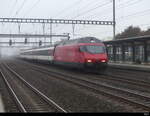 SBB - 460 097-9 unterwegs in Nebel in Richtung Bern im Bhf.