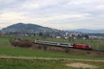 Dieser Zug kam für mich überraschend. An diesem Tag führte die SBB Infrastrukturmessfahrten durch. Ich konnte den Messzug, der von einer mir unbekannt gebliebenen Re 460 geschoben wurde, auf der Fahrt Richtung Wil / Zürich auf die Speicherkarte bannen.
Dieses Bild durchlief die Selbstfreischaltung.

Uzwil Stolzenberg, 10.02.2024